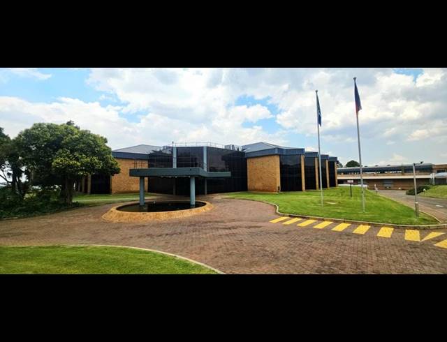 INDUSTRIAL PROPERTY TO RENT IN RANDJESPARK